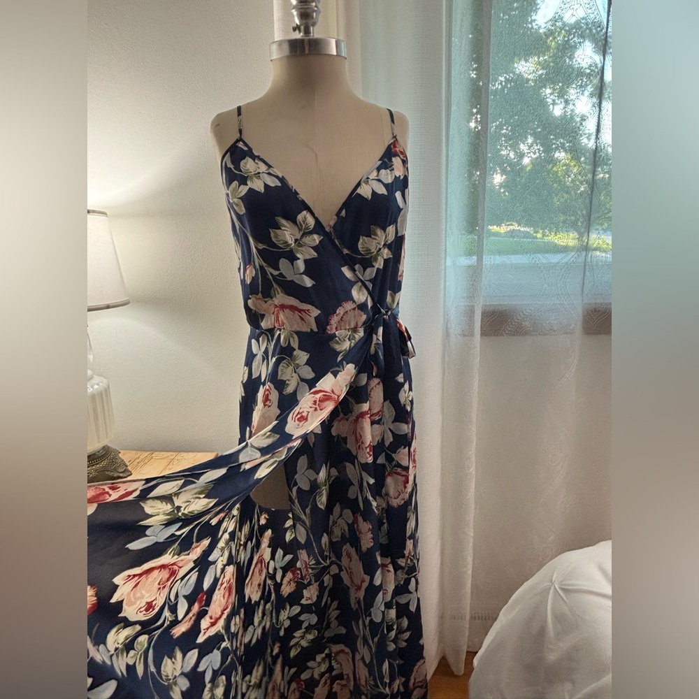 Blue Floral Faux-Wrap Dress, Medium, NWOT - Picture 4 of 12